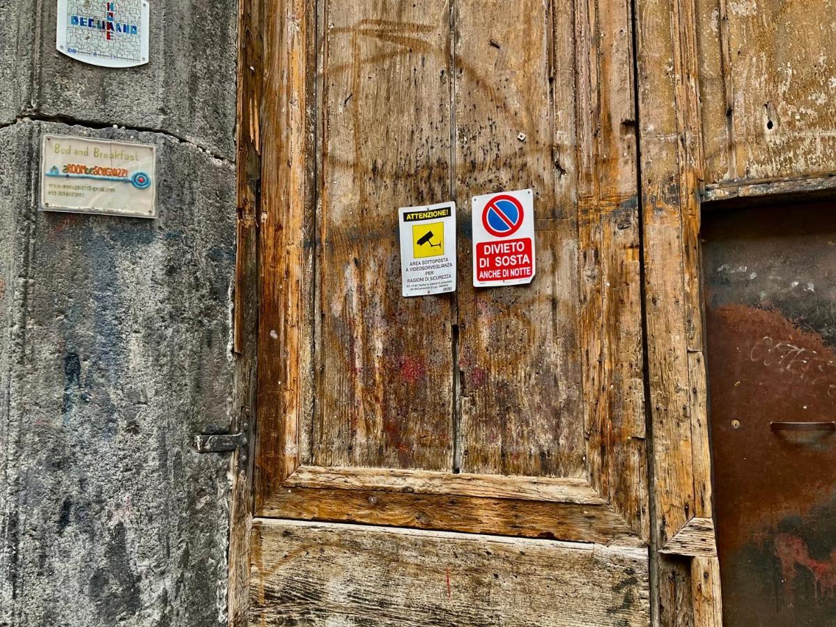 נאפולי 'A Room De' Scugnizzi מראה חיצוני תמונה