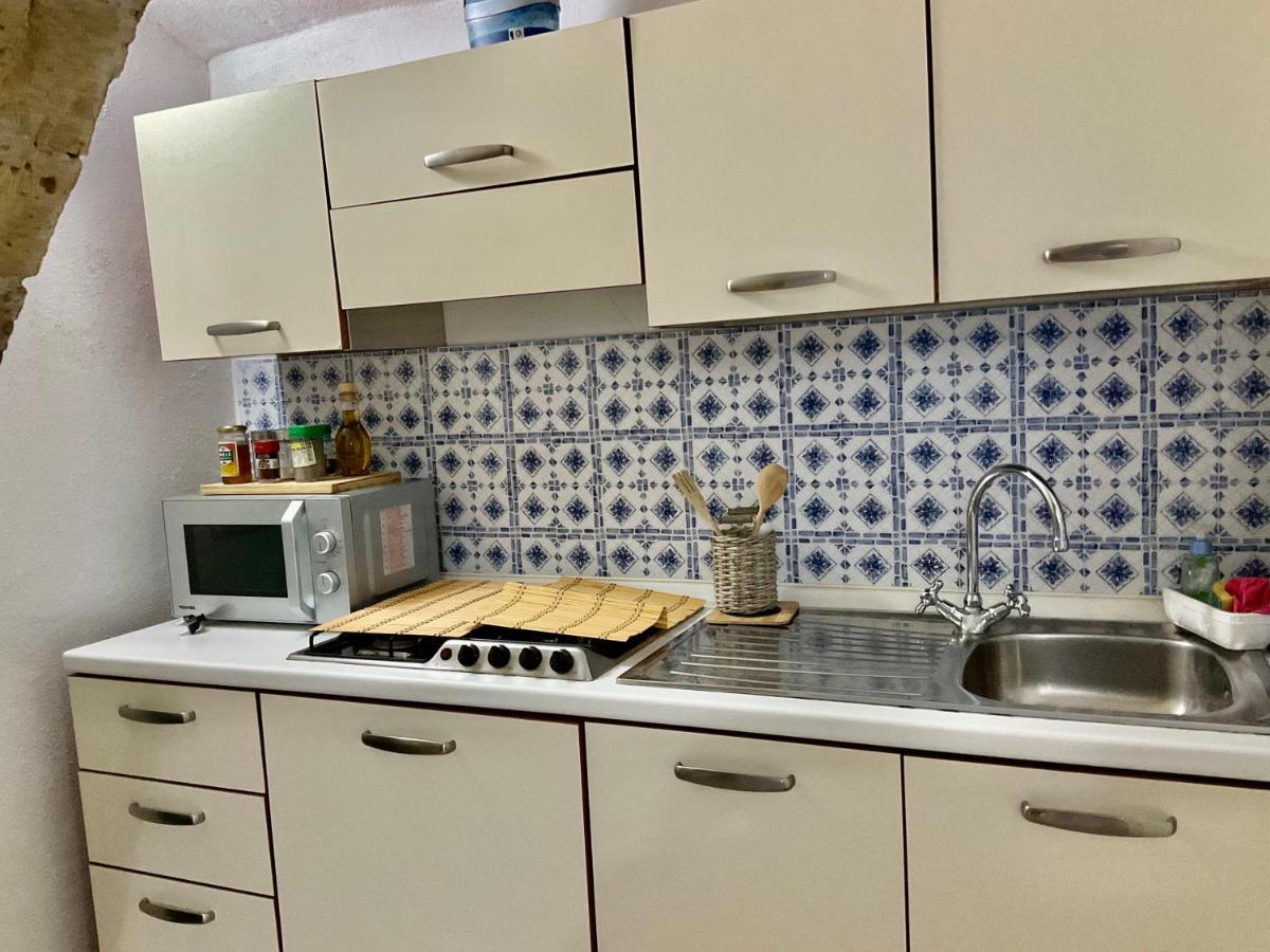 נאפולי 'A Room De' Scugnizzi מראה חיצוני תמונה