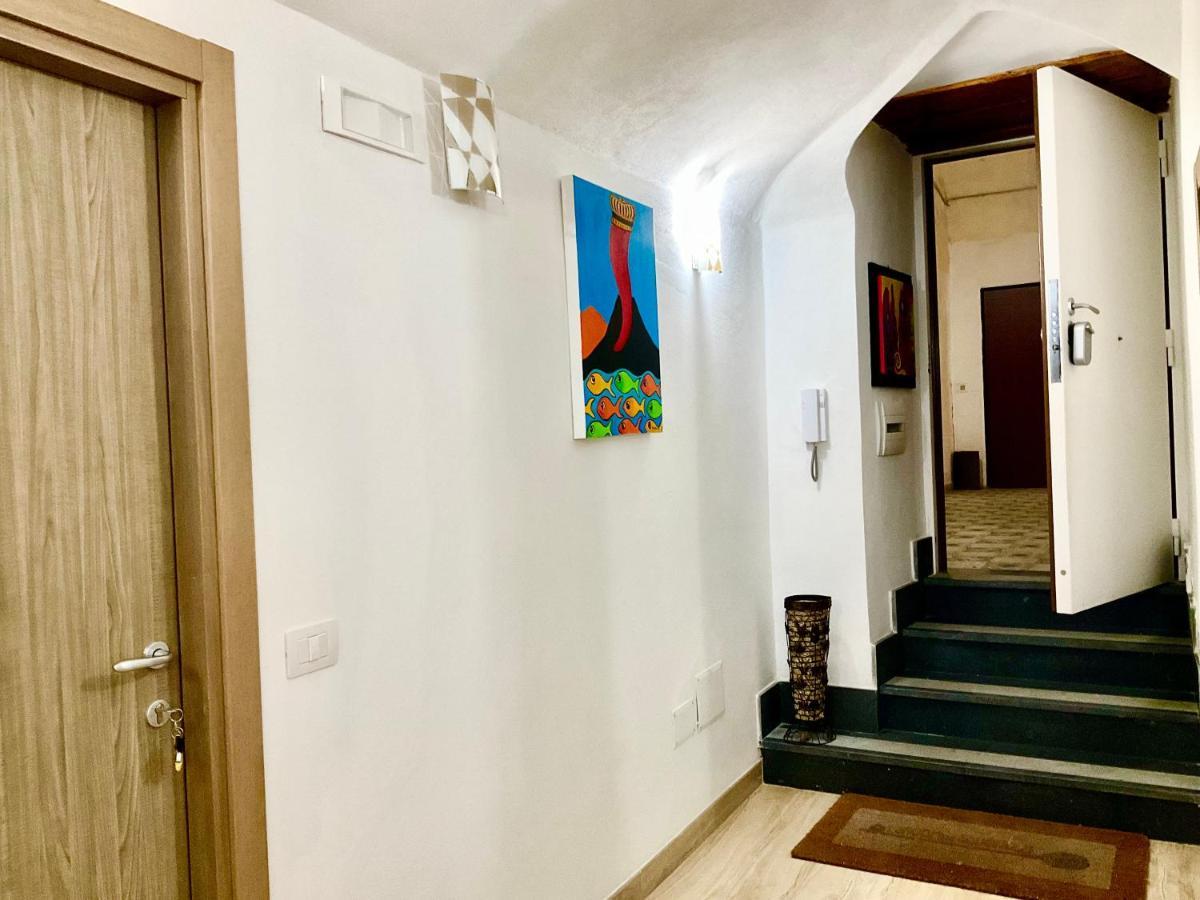 נאפולי 'A Room De' Scugnizzi מראה חיצוני תמונה