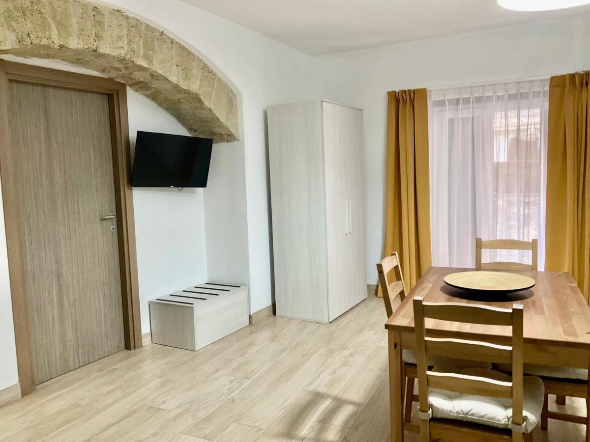 נאפולי 'A Room De' Scugnizzi מראה חיצוני תמונה